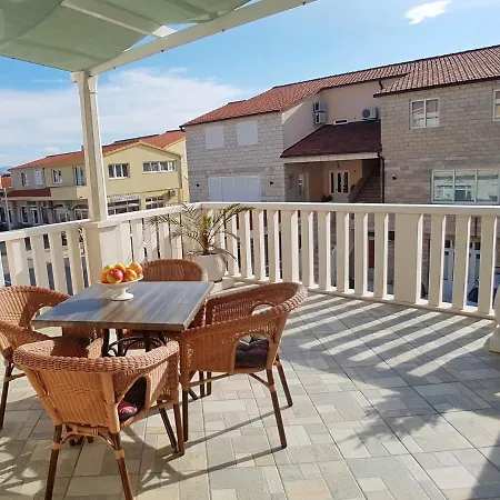 Apartament Damnjanka
